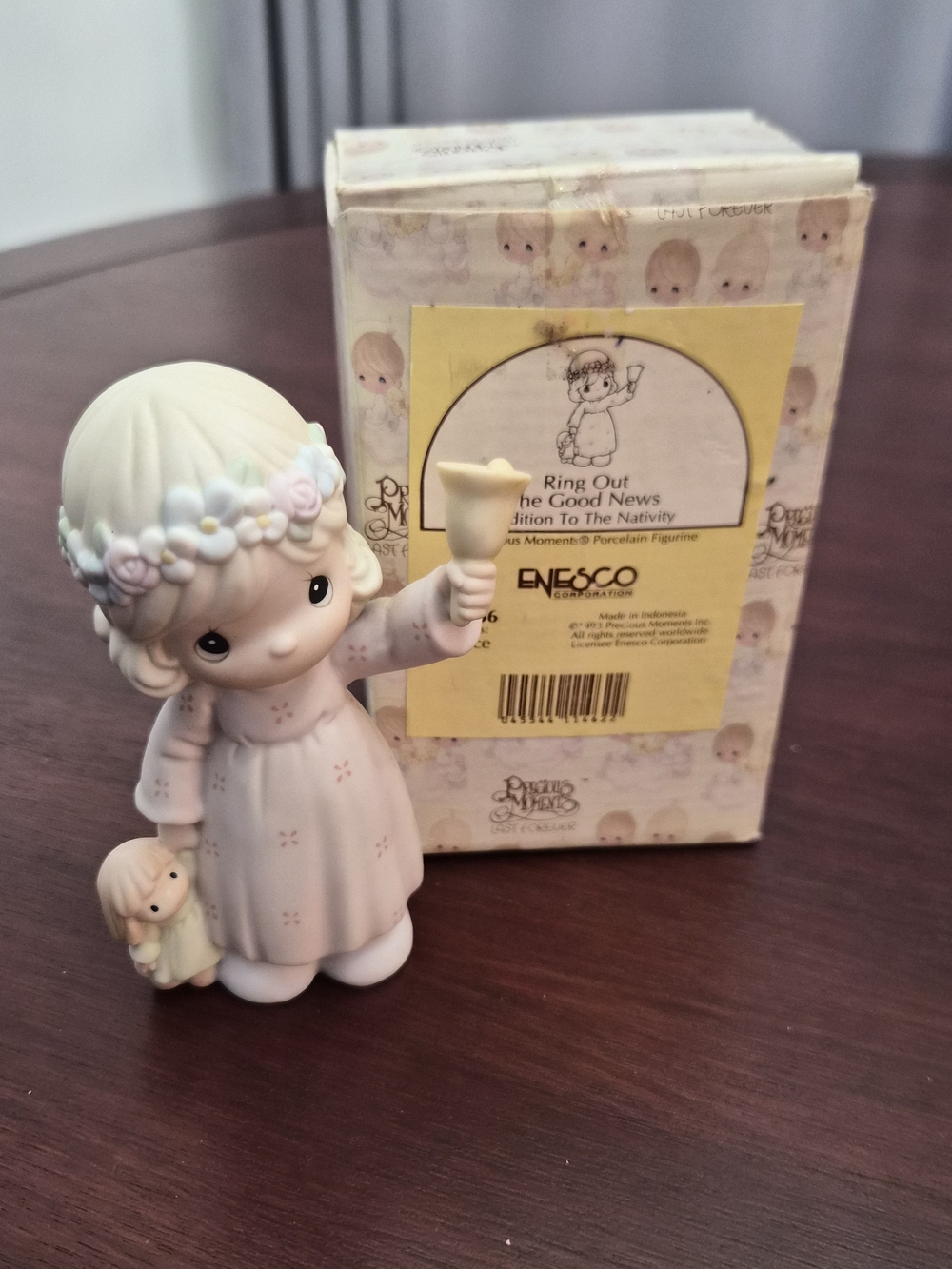 Precious Moments "Ring Out the Good News" Nativity Figurine with Original Box –